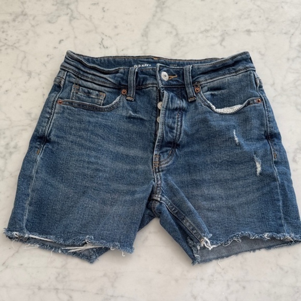 Old Navy High Rise OG Straight Denim Shorts Size 2 Secret Smooth